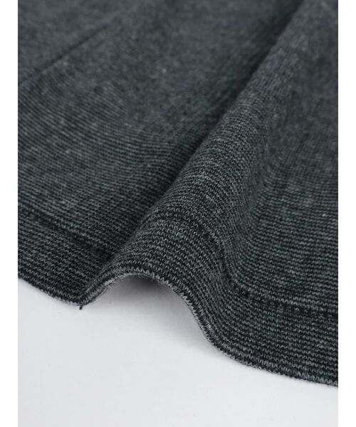 FIKA.（フィーカ）の「Prib Henley hoodie（Tシャツ/カットソー・レディース・チャコール/エンジ/キャメル/ブラウン/アイボリー・FREE）」の16枚目の写真