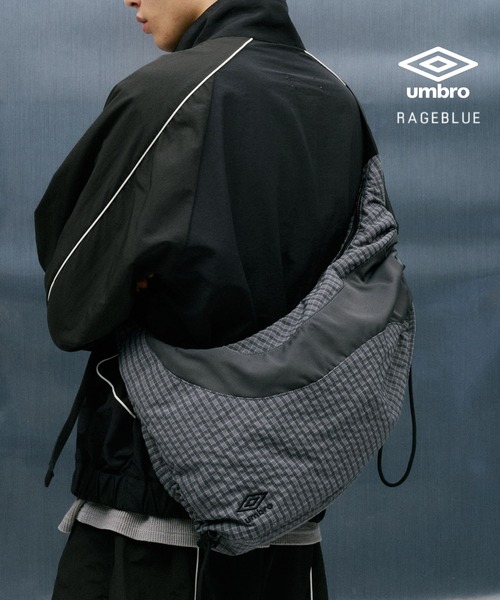 UMBRO(アンブロ)の「【umbro/アンブロ】コラボ/切り替えショルダーバッグ(ショルダーバッグ・メンズ・グレー系その他/グレー・FREE)」の2枚目の写真
