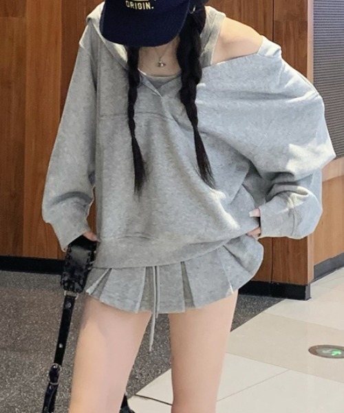 FAVORITO(ファヴォリート)の「フード付きリラックストレーナー(パーカー・レディース・グレー/ホワイト・F)」の16枚目の写真