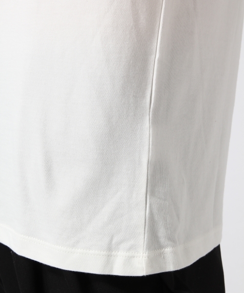 HARE（ハレ）の「【吸水速乾&抗菌防臭】ベーシックVネックカットソー(HARE)（Tシャツ/カットソー・メンズ・ブラウン/ボルドー/オフホワイト/ブラック・MEDIUM/SMALL/LARGE）」の10枚目の写真