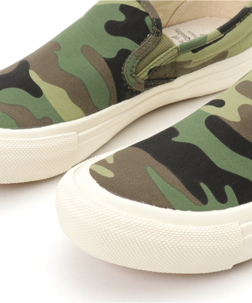 UBIQ(ユービック)の「UBIQ / HOGGE V (CAMO)(スリッポン・メンズ・カモフラージュ・29.0cm/24.0cm/27.0cm/28.0cm/30.0cm/26.0cm/23.0cm/25.0cm/22.0cm)」の4枚目の写真