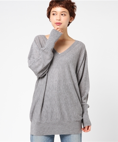 three dots(スリードッツ)の「メリノスーパーファイン ドルマンスリーブ(ニット/セーター・レディース・ホワイト/ブラック/マスタード/グレー/ローズ/レッド/グレー系その他/ネイビー/イエロー/ピンク系その他/ブラウン系その他/ブルー系その他/レッド系その他・MEDIUM/SMALL)」の3枚目の写真