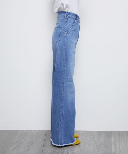 STUDIOUS（ステュディオス）の「【WEARISTA miki コラボ】裾フリンジワイドデニム（デニムパンツ・レディース・インディゴブルー/サックスブルー・M/S）」の9枚目の写真