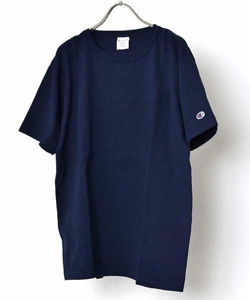 Champion(チャンピオン)の「Champion: MADE IN USA T1011 ポケット Tシャツ(Tシャツ/カットソー・メンズ・ホワイト/ネイビー/ブラック・SMALL/MEDIUM/LARGE/X-LARGE)」の3枚目の写真