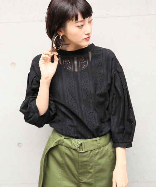 LOWRYS FARM（ローリーズファーム）の「レースソデボリューム／７Ｓ  784717（Tシャツ/カットソー・レディース・ブラック/グリーン/ホワイト・LARGE/MEDIUM）」の2枚目の写真