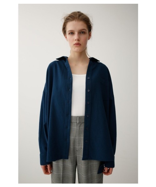 MOUSSY（マウジー）の「BIG SILHOUETTE SH（シャツ/ブラウス・レディース・カーキ/オフホワイト/オレンジ系その他/ダークブルー・FREE）」の4枚目の写真