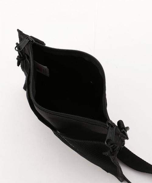 OUTDOOR PRODUCTS（アウトドアプロダクツ）の「OUTDOOR PRODUCTS(アウトドアプロダクツ)"BLACK"別注メッシュコンビサコッシュバッグ（ショルダーバッグ・メンズ・ブラック/ライトブルー・FREE）」の8枚目の写真