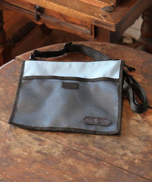 OUTDOOR PRODUCTS（アウトドアプロダクツ）の「OUTDOOR PRODUCTS(アウトドアプロダクツ)"BLACK"別注メッシュコンビサコッシュバッグ（ショルダーバッグ・メンズ・ブラック/ライトブルー・FREE）」の6枚目の写真