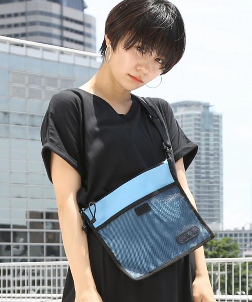 OUTDOOR PRODUCTS（アウトドアプロダクツ）の「OUTDOOR PRODUCTS(アウトドアプロダクツ)"BLACK"別注メッシュコンビサコッシュバッグ（ショルダーバッグ・メンズ・ブラック/ライトブルー・FREE）」の15枚目の写真