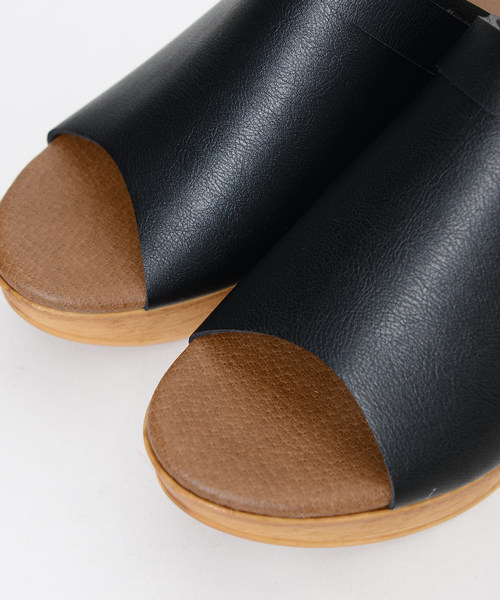 shopnikoniko(ショップニコニコ)の「日本製 厚底サンダル ウッドソール バックベルト 2way(サンダル・レディース・ホワイト/ブラック/ベージュ/ネイビー・LL/S/M/L)」の9枚目の写真