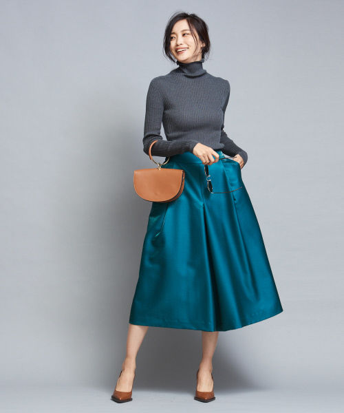 qualite（カリテ）の「ブライトウールボリュームパンツ（その他パンツ・レディース・ネイビー/グリーン・38/36/34）」の10枚目の写真