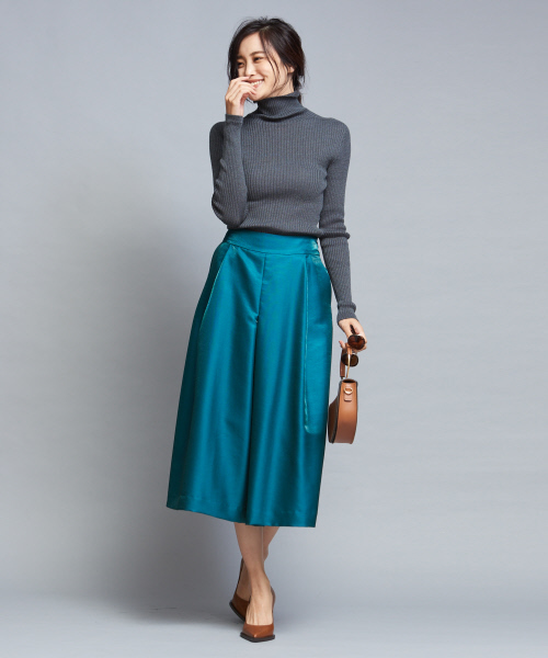 qualite（カリテ）の「ブライトウールボリュームパンツ（その他パンツ・レディース・ネイビー/グリーン・38/36/34）」の9枚目の写真