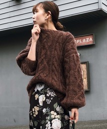 MOHAIR BIG CABLE KNIT