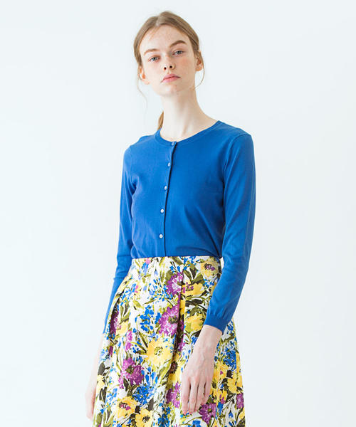 BALLSEY（ボールジィ）の「ハイツイストコットン クルーネックカーディガン（ニット/セーター・レディース・ブルー/ネイビー/ライトグリーン/ホワイト/ピンク/ライトグレー/ライトイエロー/ダークブラウン/レッド・L/S/M）」の6枚目の写真