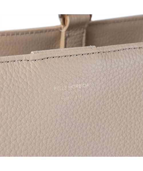 PELLE MORBIDA(ペッレモルビダ)の「VELA(ヴェーラ)横型トートバッグ(トートバッグ・レディース・ブラック/ベージュ/オレンジ・FREE)」の6枚目の写真