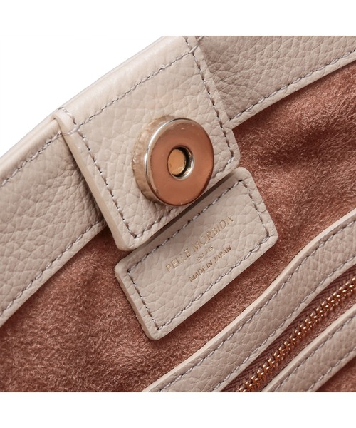 PELLE MORBIDA(ペッレモルビダ)の「VELA(ヴェーラ)横型トートバッグ(トートバッグ・レディース・ブラック/ベージュ/オレンジ・FREE)」の11枚目の写真