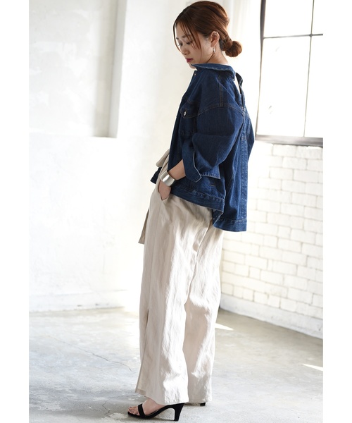 LHELBIE(レルビエ)の「オーバーサイズバックタックボタンデニムGジャン(デニムジャケット・レディース・インディゴブルー/ブルー・M)」の16枚目の写真