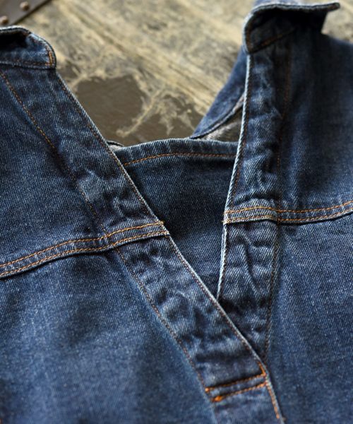 LHELBIE(レルビエ)の「オーバーサイズバックタックボタンデニムGジャン(デニムジャケット・レディース・インディゴブルー/ブルー・M)」の21枚目の写真