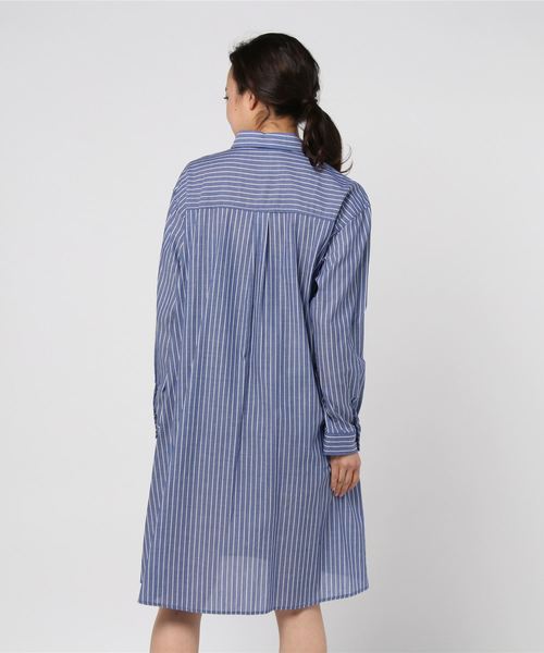 Petit Honfleur（プチオンフルール）の「◇カタログ掲載◇ストライプシャツワンピース（シャツワンピース・レディース・ネイビー/ブルー・11号/9号/13号）」の4枚目の写真