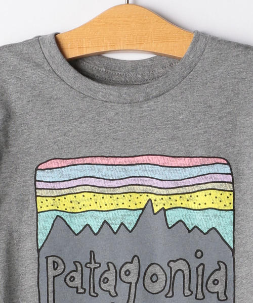 patagonia（パタゴニア）の「【patagonia(パタゴニア)】/FitzRoy T（Tシャツ/カットソー・キッズ・ネイビー/ライラック/ピンク/グレー・3T/5T/4T）」の6枚目の写真