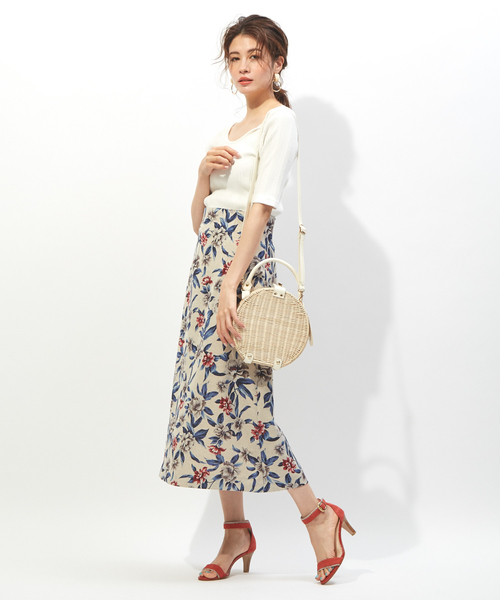 Au BANNISTER（オゥバニスター）の「キリカエアンクルストラップサンダル（サンダル・レディース・ブラック/ネイビー/レッド/ピンクゴールド・38/35/36/37/39）」の11枚目の写真