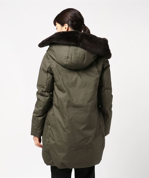 Abahouse Devinette（ドゥヴィネット）の「WOOLRICH/ウールリッチ　COCOONPARKA（トレンチコート・レディース・モカ・フリー）」の3枚目の写真