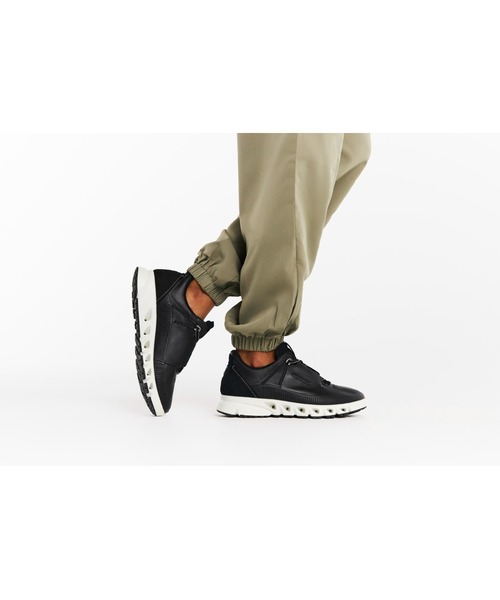 ECCO（エコー）の「ECCO MULTI-VENT（スニーカー・レディース・ブラック・38/36/37/40/41/35/39）」の6枚目の写真