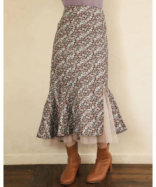 one after another NICE CLAUP（ワンアフターアナザーナイスクラップ）の「【Flower Collection】フラワー裾チュールスカート（スカート・レディース・ブラウン/ラベンダー・FREE）」の2枚目の写真