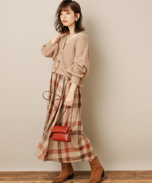 natural couture（ナチュラルクチュール）の「畦編みざっくりカーディガン（カーディガン/ボレロ・レディース・ベージュ/ブラウン/アイボリー/ボルドー/マスタード/ラベンダー・FREE）」の20枚目の写真