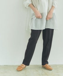 リラックステーパードパンツ