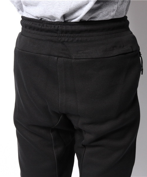 BEAMS(ビームス)の「NIKE / ナイキ テック フリース カフ(その他パンツ・メンズ・ブラック/グレー・LARGE/SMALL/MEDIUM)」の11枚目の写真