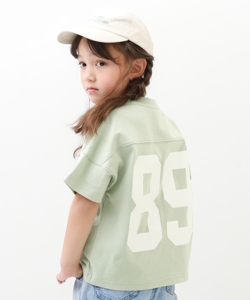 devirock（デビロック）の「バックプリントTシャツ（Tシャツ/カットソー・キッズ・キャメル/モカ/バイオレット/スミクロ/ダークオリーブ/パープル系その他/サックスブルー/ブルー系その他/ベージュ/グリーン系その他・120cm/100cm/140cm/160cm/150cm/110cm/130cm）」の5枚目の写真