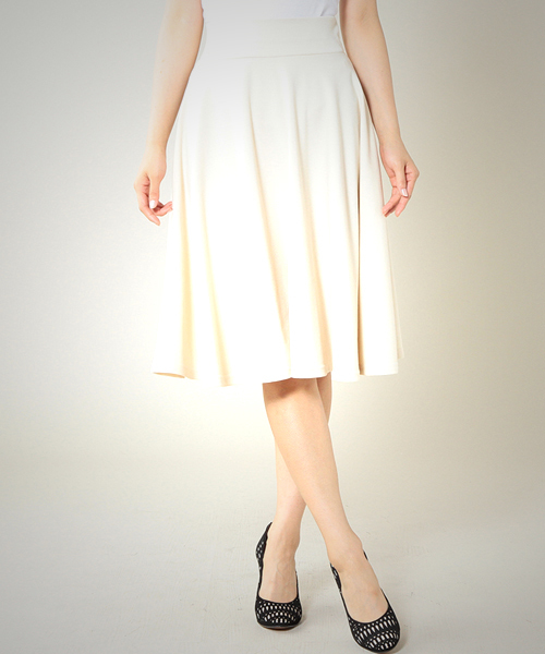 ROSE BUD COUPLES （ローズ バッド カップルズ）の「オリジナル ストレッチ ミディアム フレア スカート（スカート・レディース・アイボリー/ブラック/ネイビー/レッド/ダークグリーン・ONE SIZE）」の2枚目の写真