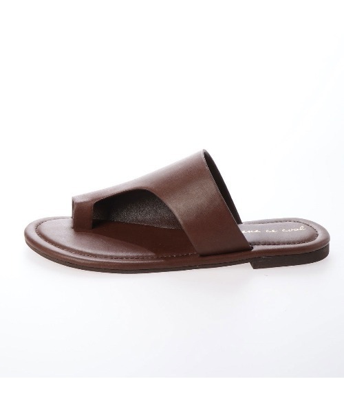 Serene ce cool(セレンセクール)の「ワイドカバートングフラットサンダル(サンダル・レディース・ブラック/ブラウン/ベージュ/シルバー・S/M/L/LL)」の5枚目の写真