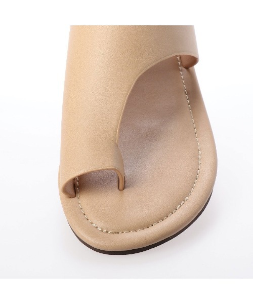 Serene ce cool(セレンセクール)の「ワイドカバートングフラットサンダル(サンダル・レディース・ブラック/ブラウン/ベージュ/シルバー・S/M/L/LL)」の11枚目の写真
