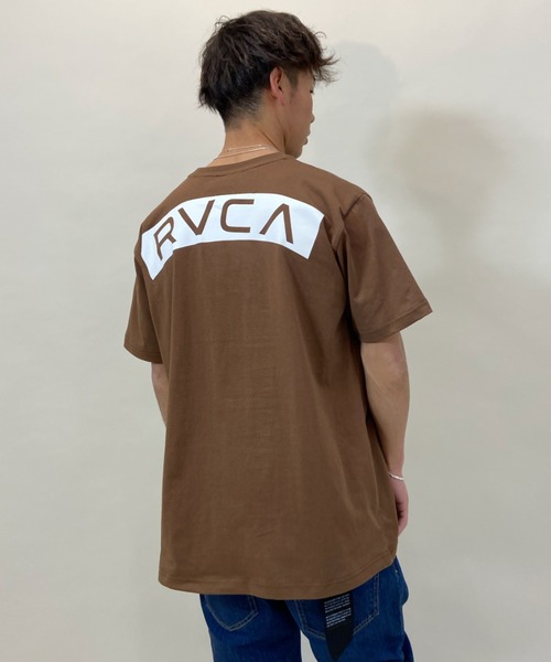 RVCA（ルーカ）の「RVCA/ルーカ　バックプリントTシャツ　BA041-251（Tシャツ/カットソー・メンズ・モスグリーン/ホワイト/ブラック/ブラウン・L/S/M）」の11枚目の写真