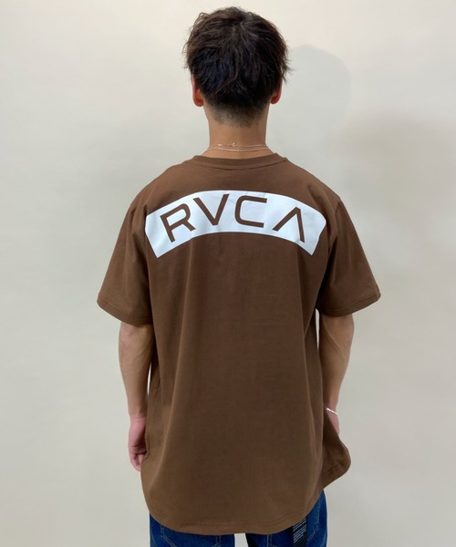 RVCA（ルーカ）の「RVCA/ルーカ　バックプリントTシャツ　BA041-251（Tシャツ/カットソー・メンズ・モスグリーン/ホワイト/ブラック/ブラウン・L/S/M）」の10枚目の写真
