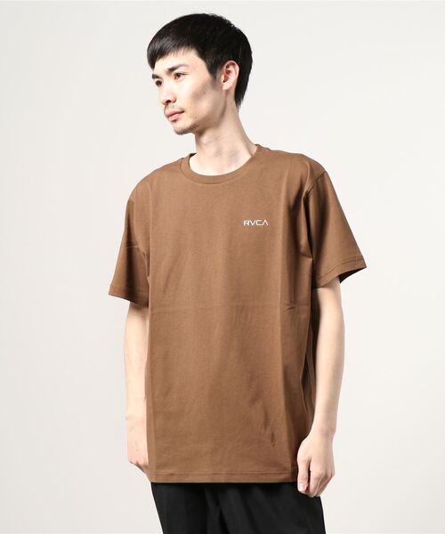 RVCA（ルーカ）の「RVCA/ルーカ　バックプリントTシャツ　BA041-251（Tシャツ/カットソー・メンズ・モスグリーン/ホワイト/ブラック/ブラウン・L/S/M）」の16枚目の写真