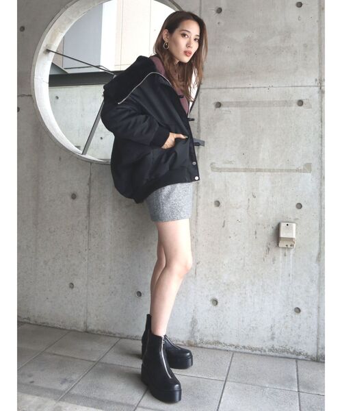 EMODA（エモダ）の「フェイクファードッキングワイドカラーブルゾン（ブルゾン・レディース・ブラック/グレー/カーキ・FREE）」の16枚目の写真