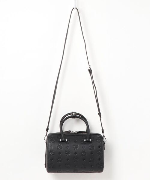 MCM（エムシーエム）の「MCM/エムシーエム/〈エッセンシャル〉 ボストンバッグ モノグラムレザー（ボストンバッグ・レディース・ブラック/レッド・FREE）」の5枚目の写真