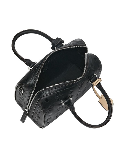 MCM（エムシーエム）の「MCM/エムシーエム/〈エッセンシャル〉 ボストンバッグ モノグラムレザー（ボストンバッグ・レディース・ブラック/レッド・FREE）」の7枚目の写真