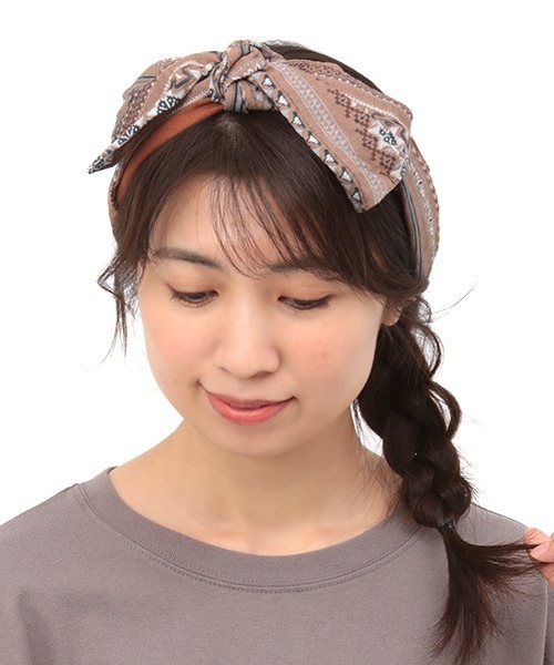 チチカカ(チチカカ)の「キカストライプリボンヘアバンド(ヘアバンド・レディース・ベージュ/ネイビー/オフホワイト・FREE)」の2枚目の写真