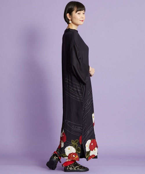 カヤ（カヤ）の「【カヤ】冬牡丹 着物風ワンピース（ワンピース・レディース・パープル/ネイビー/スミクロ・FREE）」の22枚目の写真