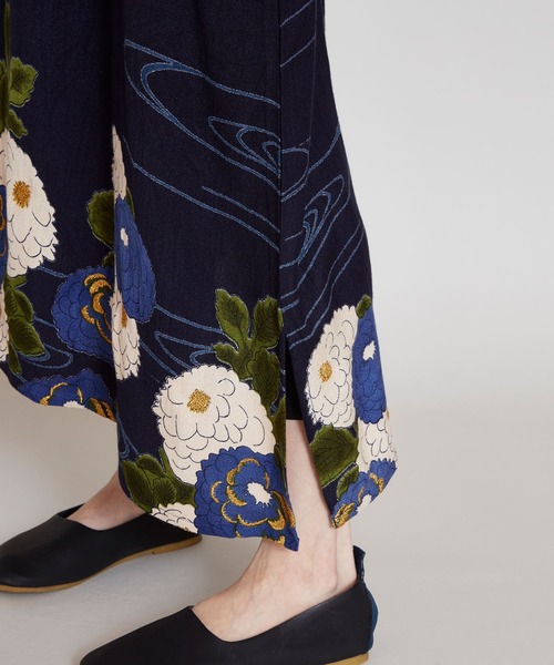 カヤ（カヤ）の「【カヤ】冬牡丹 着物風ワンピース（ワンピース・レディース・パープル/ネイビー/スミクロ・FREE）」の18枚目の写真