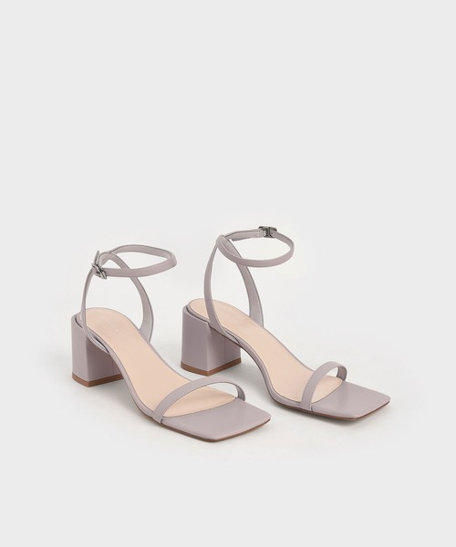CHARLES & KEITH(チャールズ & キース)の「テクスチャード アシンメトリックストラップサンダル / Textured Asymmetric Ankle Strap Sandals(サンダル・レディース・ホワイト/ブラック/ライラック・22.5cm/23cm/23.5cm/24.5cm/25cm/25.5cm/22cm)」の12枚目の写真