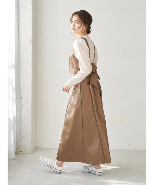 earth music&ecology（アースミュージックアンドエコロジー）の「パワーショルダーレースカットプルオーバー ＊（Tシャツ/カットソー・レディース・ブラック/ベージュ/オフホワイト/ミント・FREE）」の14枚目の写真