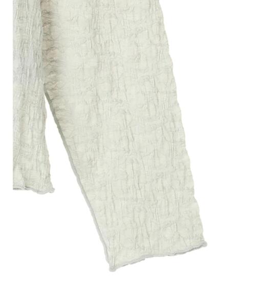 earth music&ecology（アースミュージックアンドエコロジー）の「パワーショルダーレースカットプルオーバー ＊（Tシャツ/カットソー・レディース・ブラック/ベージュ/オフホワイト/ミント・FREE）」の10枚目の写真