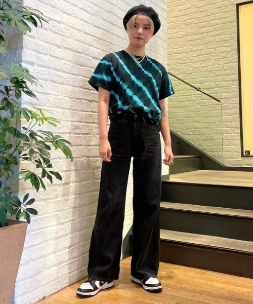 Ray BEAMS（レイビームス）の「Available Today × Ray BEAMS / 別注 タイダイ Tシャツ（Tシャツ/カットソー・レディース・ブラック/レッド/グリーン・ONE SIZE）」の16枚目の写真