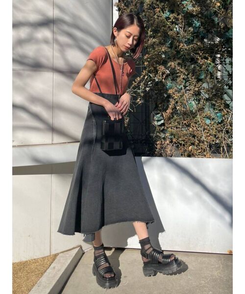 EMODA（エモダ）の「ショートリブトップ（Tシャツ/カットソー・レディース・ホワイト/ブラック/オレンジ/ブルー・FREE）」の14枚目の写真