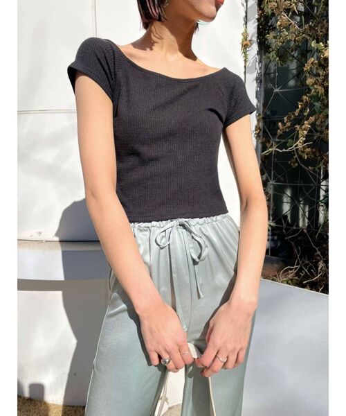 EMODA（エモダ）の「ショートリブトップ（Tシャツ/カットソー・レディース・ホワイト/ブラック/オレンジ/ブルー・FREE）」の10枚目の写真